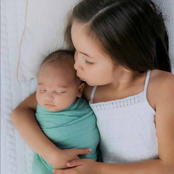 Meet your Posher, Shelby - Picture 2 of 2